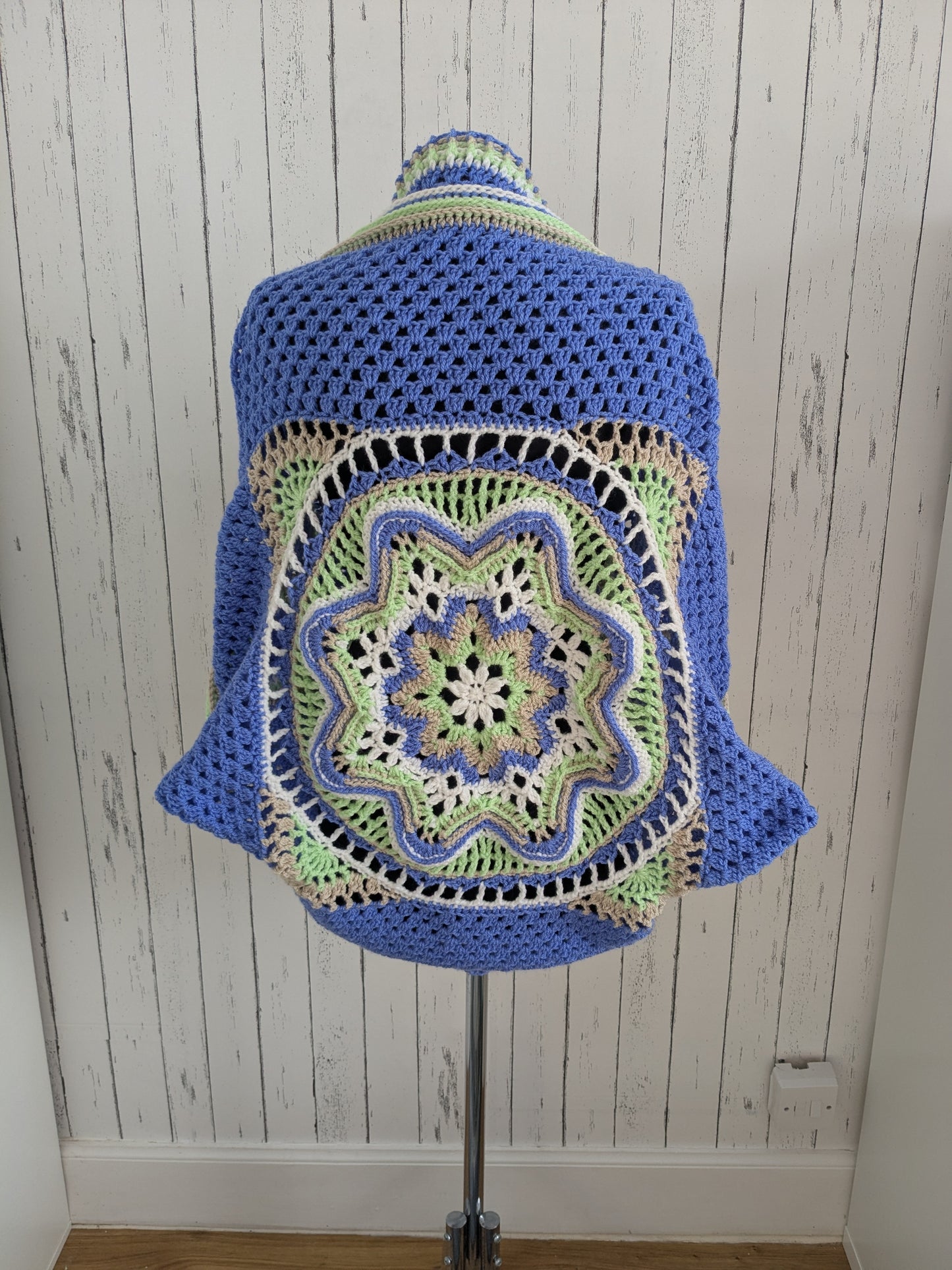 Bluebell crochet shrug